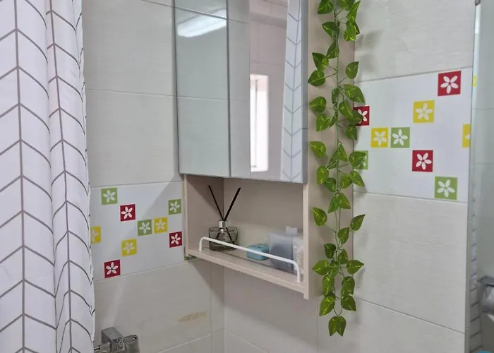 Location Gangnam Yeoksam 2bedroom Upp To Four People *