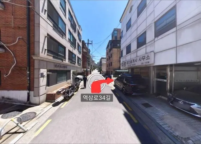 Location Gangnam Yeoksam 2bedroom Upp To Four People アパート